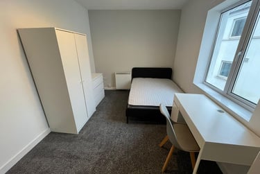 2 bed flat, Gilwell Street,, City Centre, Plymouth, PL48BU - Image 5